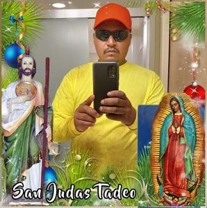 Meet your Posher, Javier